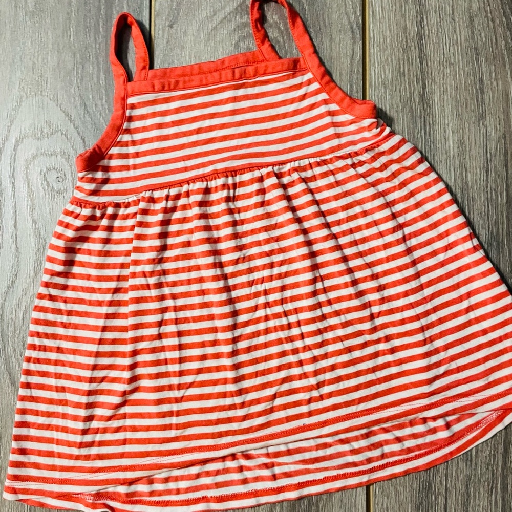 Size 5 old navy top